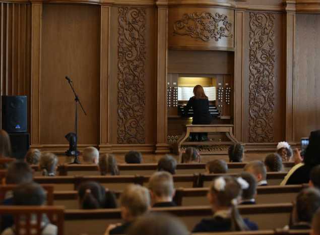 В Органном зале филармонии выступила Софья Семьянова