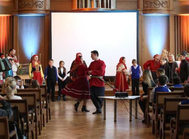 Ансамбль русской этнической музыки «Миряне» выступил с сольным концертом