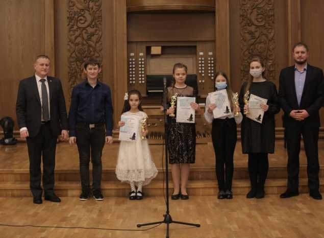 В Органном зале филармонии состоялся Гала-концерт Международного конкурса «В Гармонии с фортепиано»
