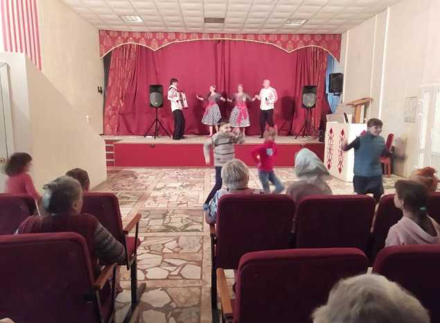 Ансамбль «Горница» выступил в санатории им. В. Володарского