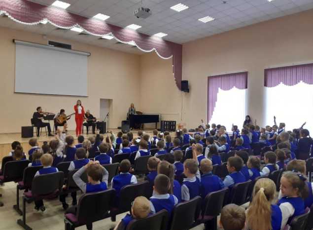 Творческий коллектив «Экспромт» выступил в ЛСТУ № 2 города Пензы