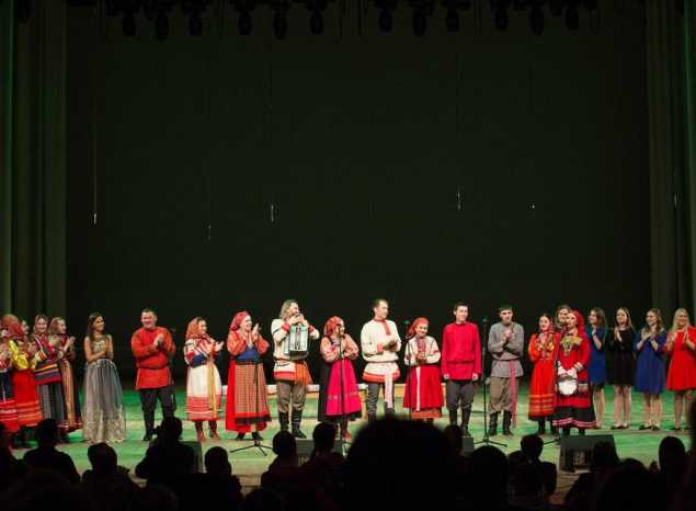 Предлагаем посмотреть концертную программу «Вечные ценности» в исполнении ансамбля «Миряне»