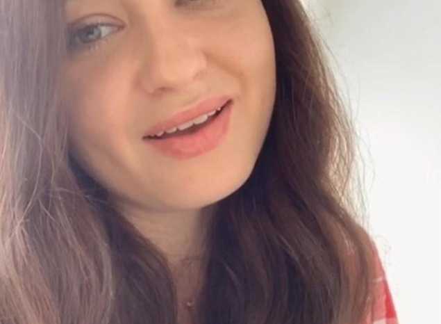 Марта Серебрякова исполнила песню «Дождь»