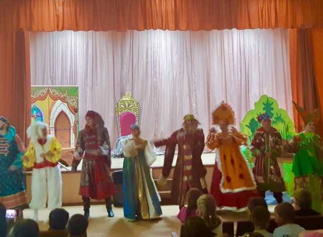 Группа «Калейдоскоп» выступила для учащихся средней школы села Воскресеновка