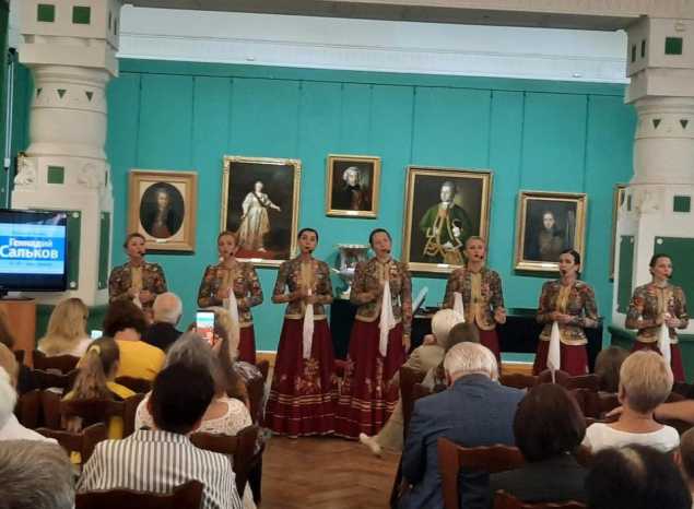 Ансамбль «Казачья застава» выступил в Картинной галереи им. К.А. Савицкого