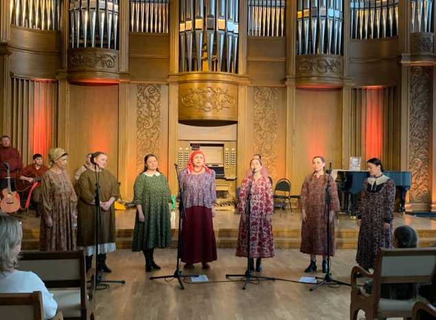 Состоялась творческая встреча-концерт ансамбля «Миряне» в рамках конкурса «Вокальный сундучок»