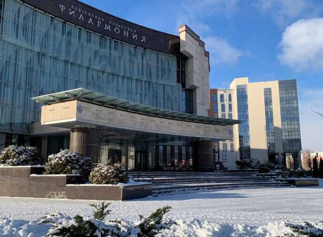 На территории «Пензаконцерта» проведены работы по уборке снега