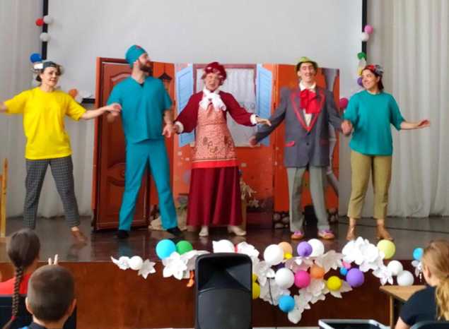 Группа «Калейдоскоп» выступила для бессоновских школьников