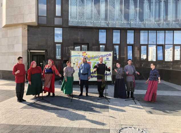 Ансамбль русской этнической музыки «Миряне» выступил в рамках акции «Музыкальное лето»!