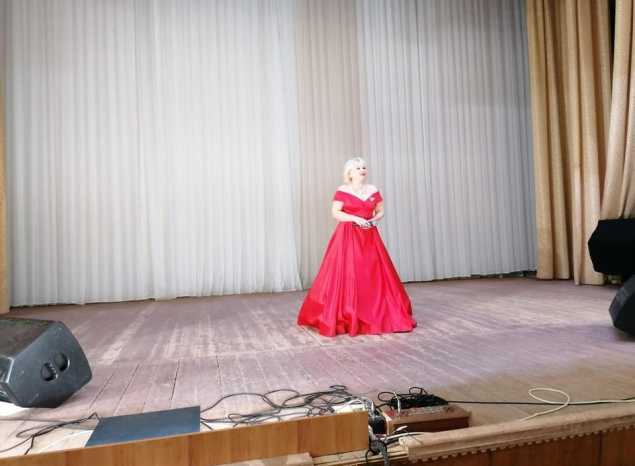 Елена Сафронова выступила для граждан ДНР и ЛНР