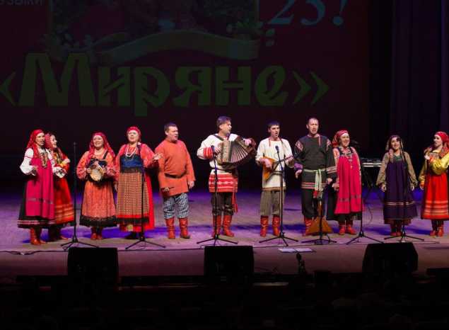Предлагаем посмотреть юбилейный концерт ансамбля «Миряне» «Нам – 25!»