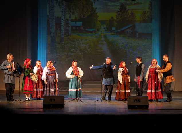 Ансамбль «Миряне» принял участие в фестивале «Корнями в России»