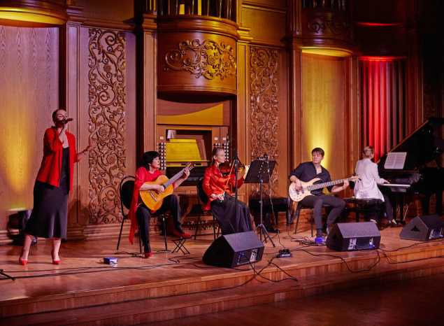 Творческий коллектив «Экспромт» выступил с сольным концертом