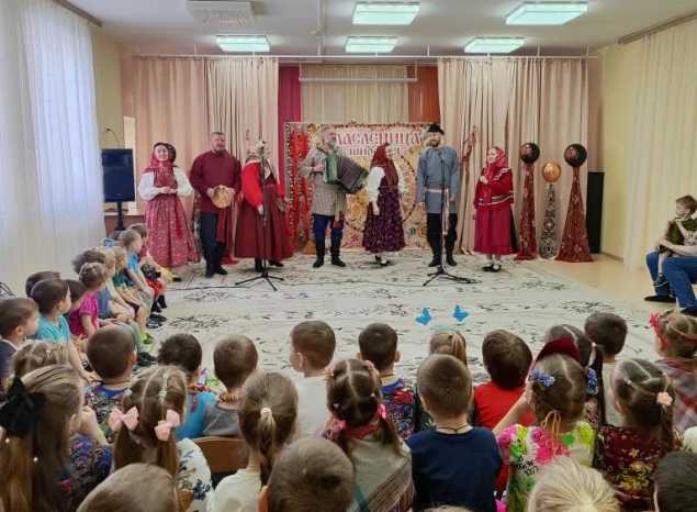 «Миряне» продолжают знакомить юных пензенцев с традициями празднования Масленицы