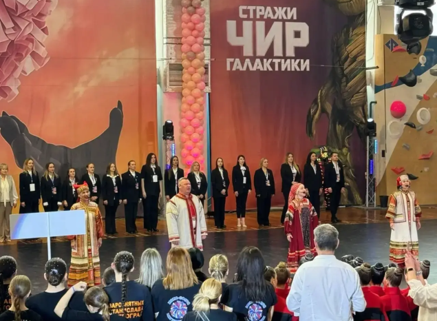 Ансамбль «Миряне» выступил на открытии соревнований по чир спорту