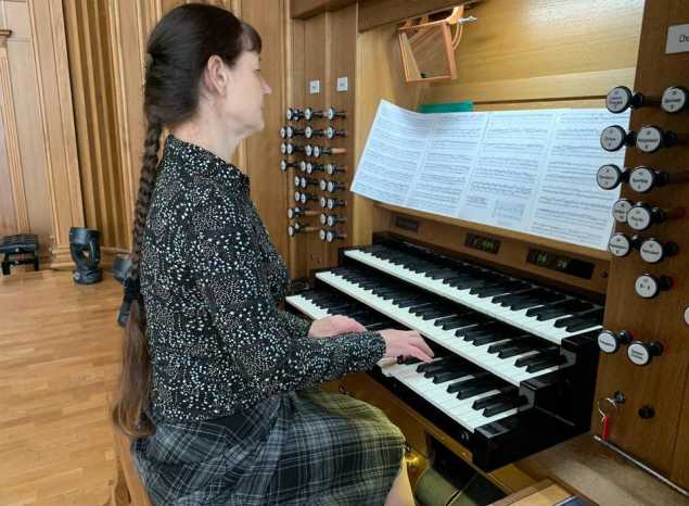 Органистка Виктория Гамазова приступила к репетициям концерта «Страсти Христовы»