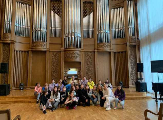 Филармонию посетили спортсменки из Златоуста