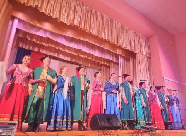 Ансамбль «Казачья застава» выступил для медиков с. Бессоновка