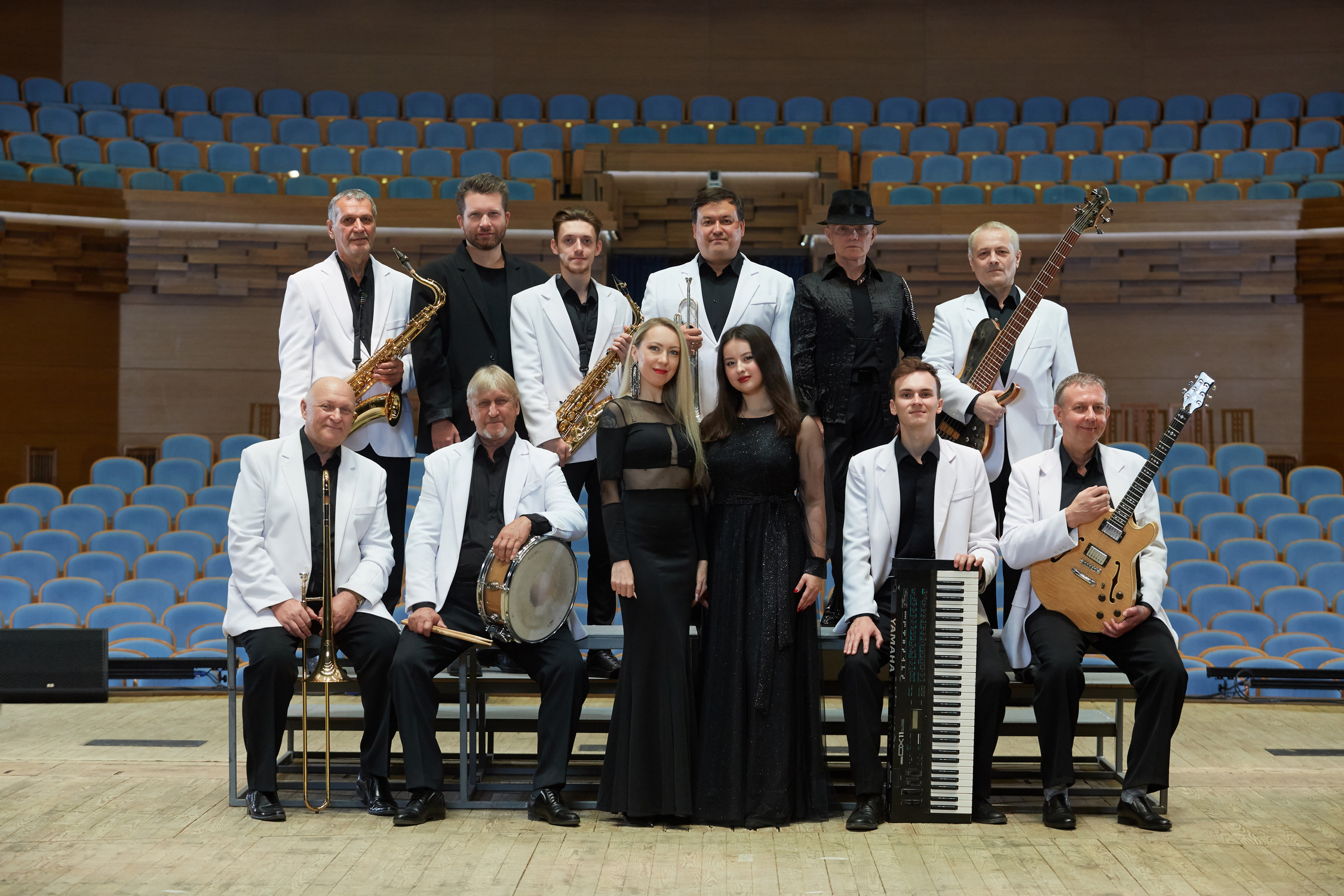 Эстрадно-джазовый ансамбль «Экспресс-бэнд» под управлением Юрия Белоногова