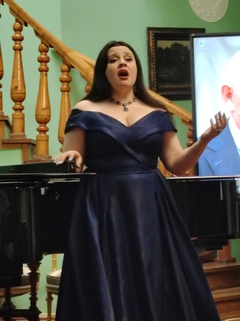 Гульсина Рафекова приняла участие в X Дне Пензы в Ивановке Гульсина Рафекова приняла участие в X Дне Пензы в Ивановке