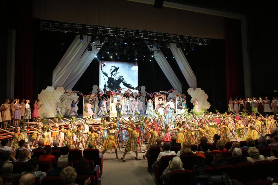 «Воины-освободители! Последний бой – он трудный самый!» «Воины-освободители! Последний бой – он трудный самый!»