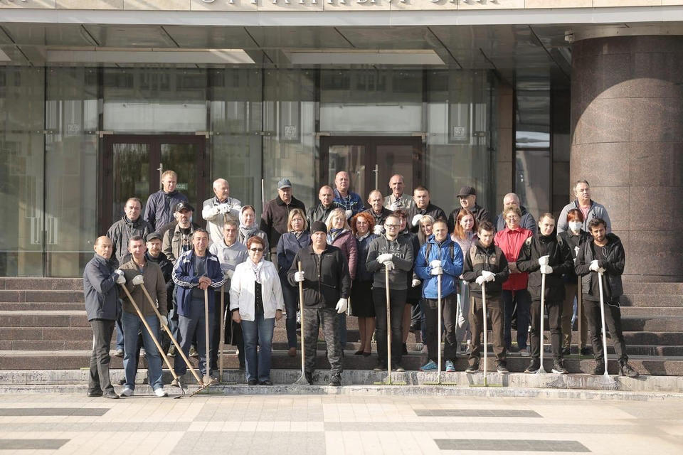 Сотрудники «Пензаконцерта» присоединились к общегородскому субботнику Сотрудники «Пензаконцерта» присоединились к общегородскому субботнику