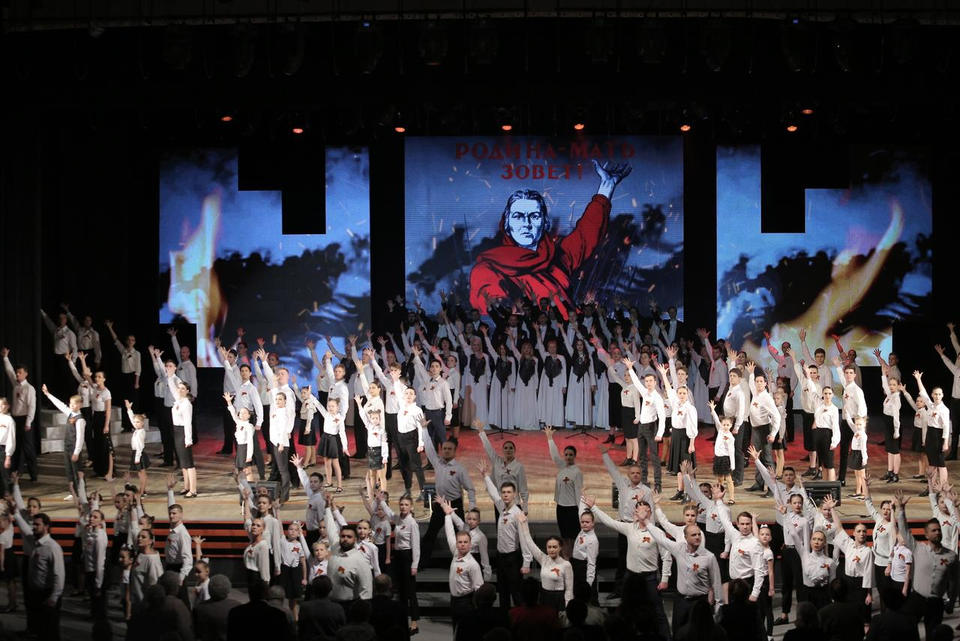 «Праздник, который будет жить». В Пензе прошел концерт ко Дню Победы (ГТРК «Пенза») «Праздник, который будет жить». В Пензе прошел концерт ко Дню Победы (ГТРК «Пенза»)