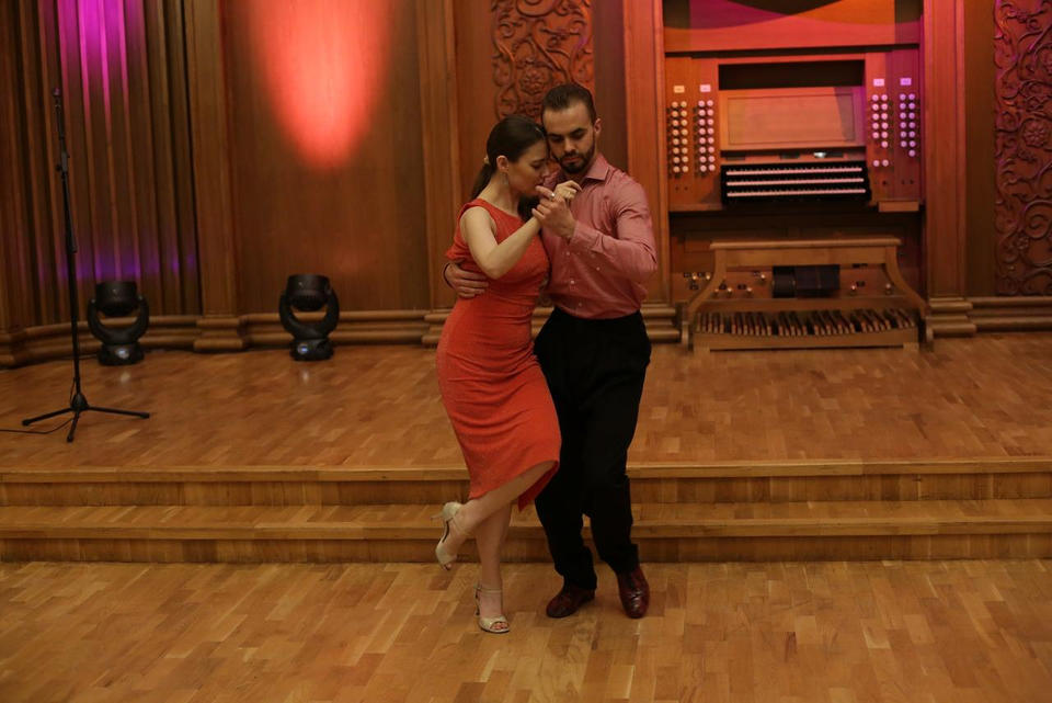 «От Баха до танго» «От Баха до танго»