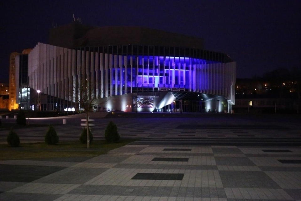 «Пензаконцерт» присоединился к акции «Зажги синим» «Пензаконцерт» присоединился к акции «Зажги синим»