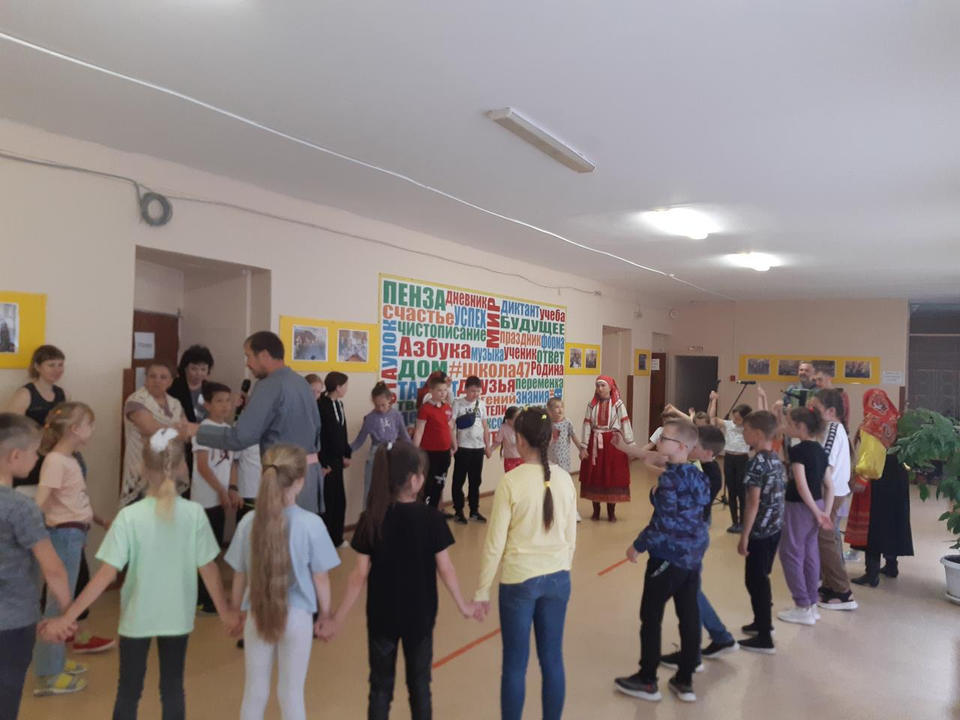 «Миряне» устроили «Дискотеку Крутуху» в средней школе № 47 г. Пензы «Миряне» устроили «Дискотеку Крутуху» в средней школе № 47 г. Пензы
