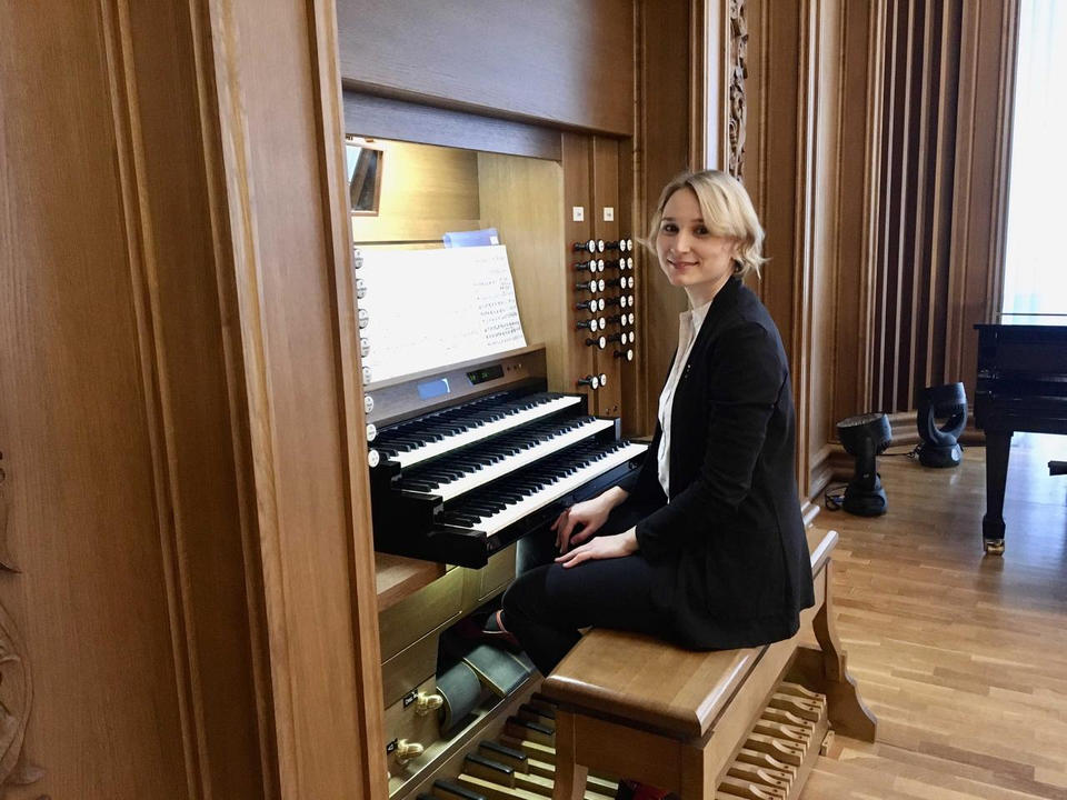 Ирина Розанова приступила к репетициям в «Пензаконцерте» Ирина Розанова приступила к репетициям в «Пензаконцерте»