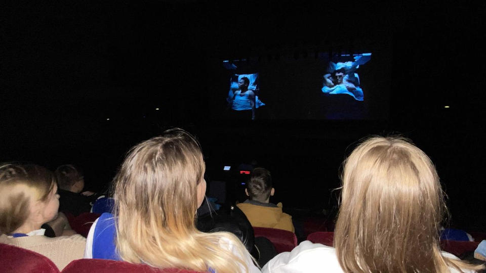 Учащиеся ЛСТУ № 2 посмотрели фильм «Гагарин. Первый в космосе» Учащиеся ЛСТУ № 2 посмотрели фильм «Гагарин. Первый в космосе»