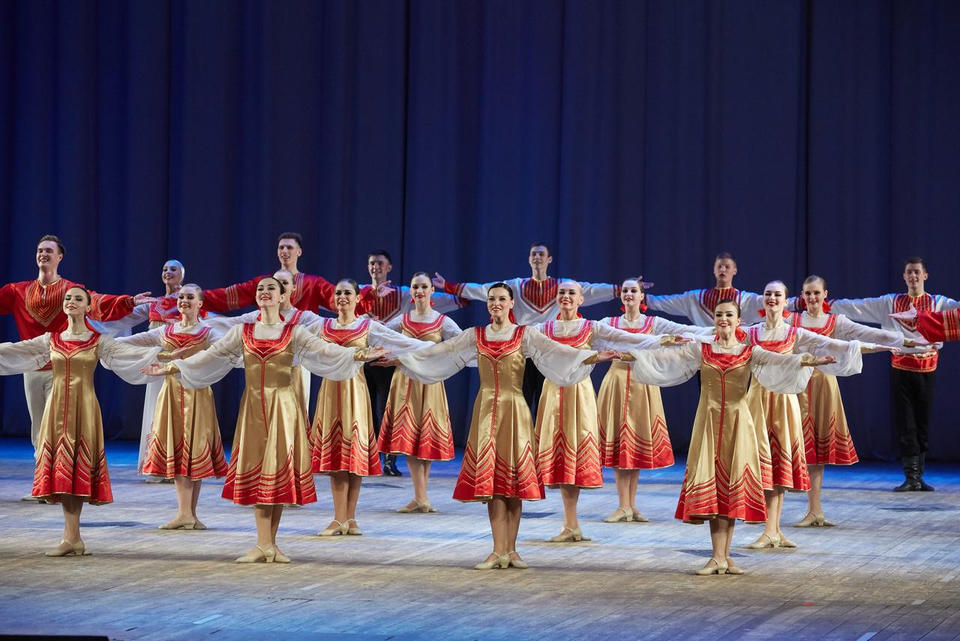 В «Пензаконцерте» выступил хореографический ансамбль «Зоренька» В «Пензаконцерте» выступил хореографический ансамбль «Зоренька»