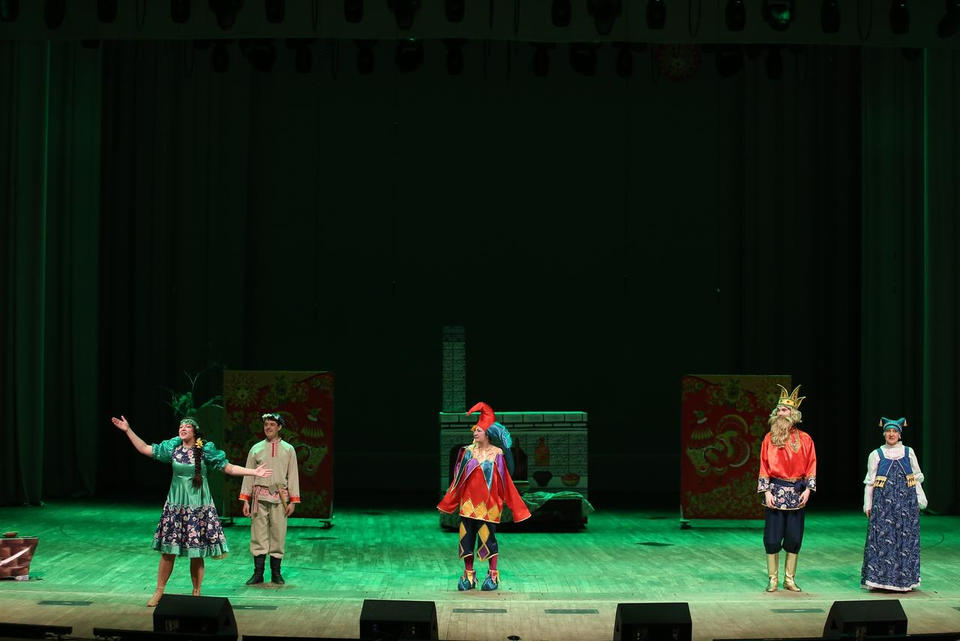 Предлагаем посмотреть музыкальный спектакль «Варвара-краса, длинная коса» в исполнении группы «Калейдоскоп»! Предлагаем посмотреть музыкальный спектакль «Варвара-краса, длинная коса» в исполнении группы «Калейдоскоп»!