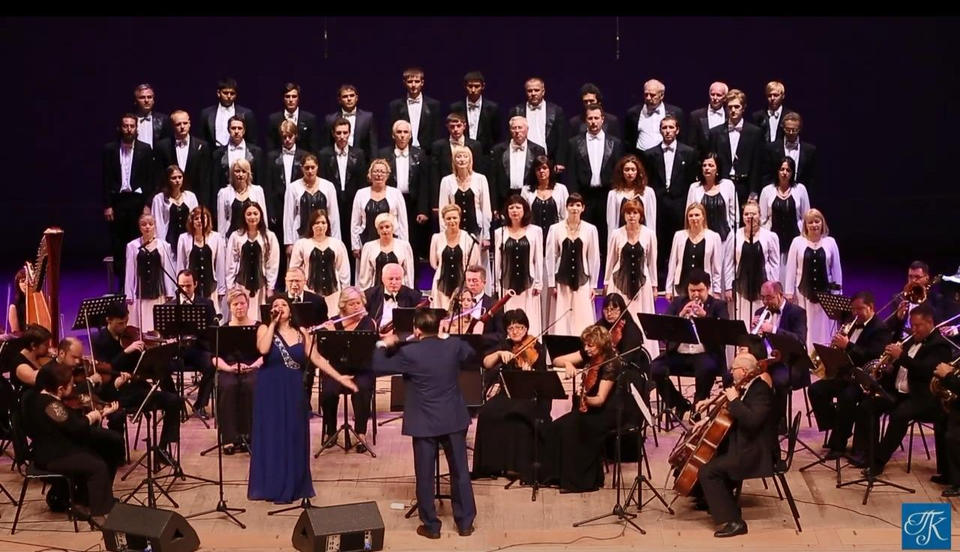 Предлагаем посмотреть фрагменты концертной программы «Я люблю тебя, Россия!» в исполнении Губернаторской симфонической капеллы от 2014 года Предлагаем посмотреть фрагменты концертной программы «Я люблю тебя, Россия!» в исполнении Губернаторской симфонической капеллы от 2014 года