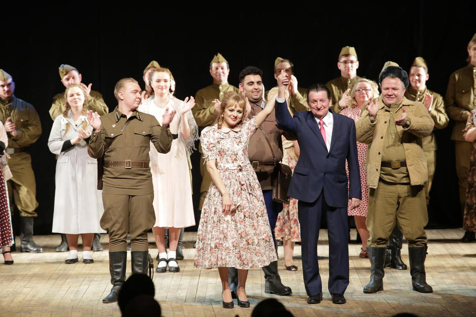 «Только очень жди...» «Только очень жди...»