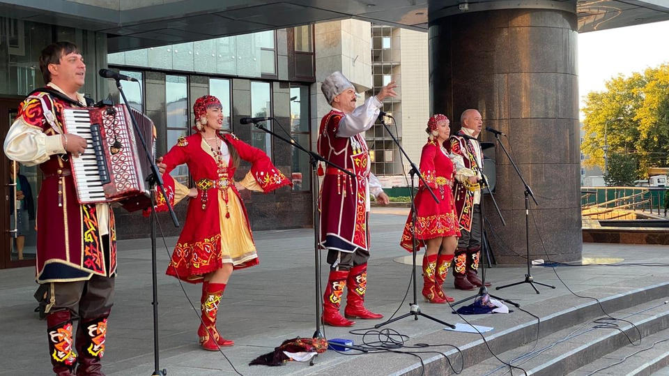 Ансамбль «Вольница» выступил с концертной программой Ансамбль «Вольница» выступил с концертной программой