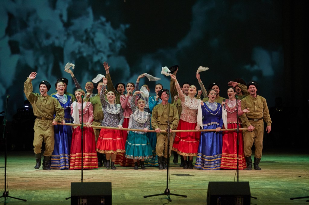 Ансамбль «Казачья застава» представил концертную программу в честь 80-летия Победы Ансамбль «Казачья застава» представил концертную программу в честь 80-летия Победы