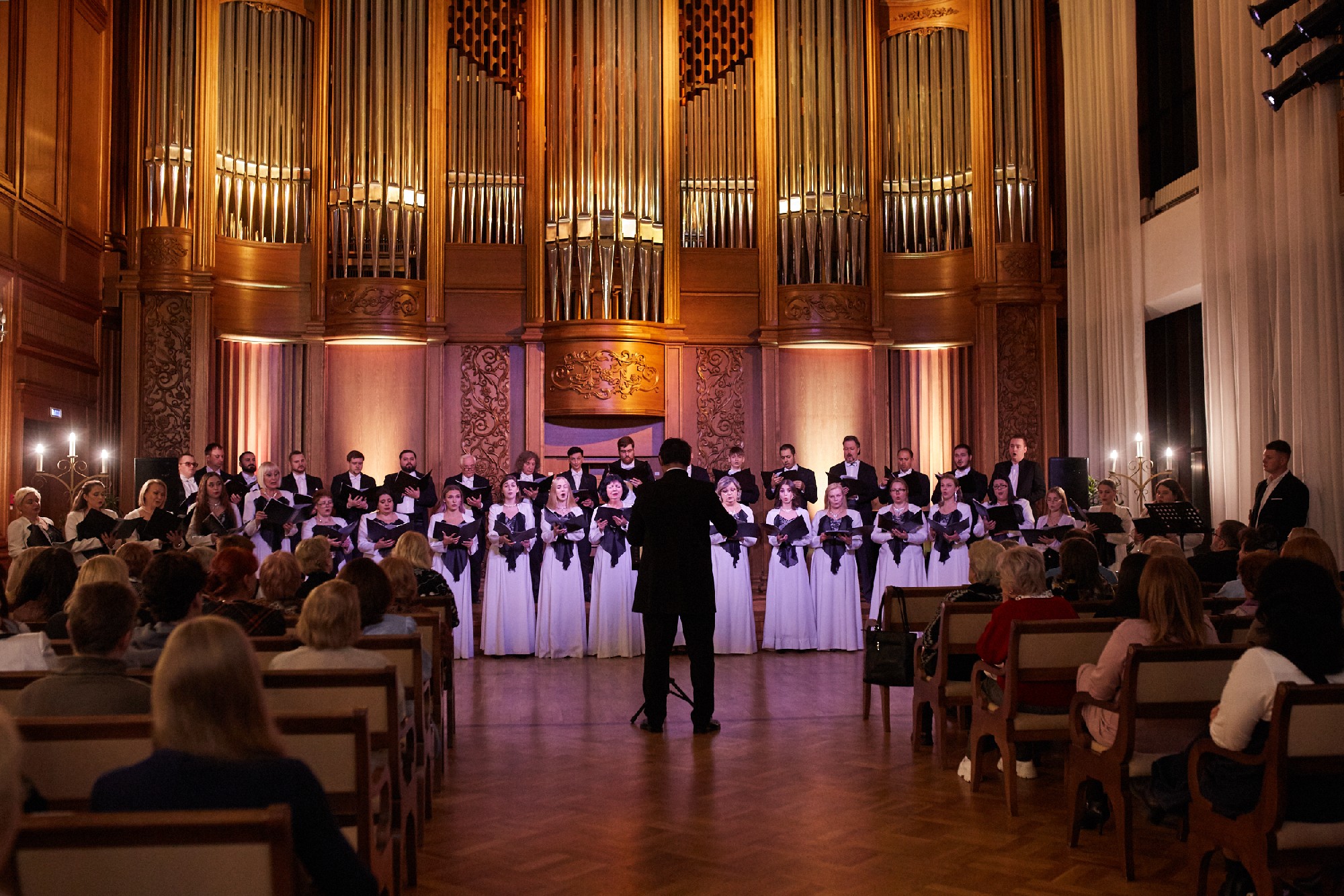 В Пензе впервые прозвучала русская литургия «Запечатлённый ангел» В Пензе впервые прозвучала русская литургия «Запечатлённый ангел»