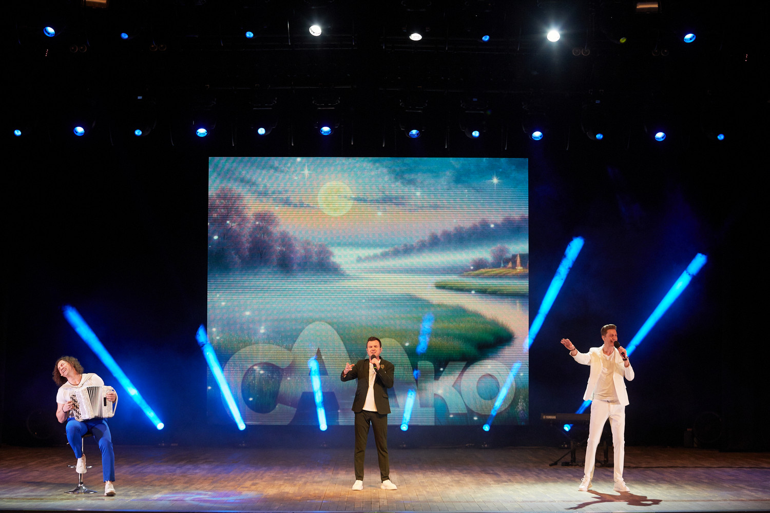 Группа «САДко» выступила в ККЗ «Пенза» с юбилейной программой Группа «САДко» выступила в ККЗ «Пенза» с юбилейной программой