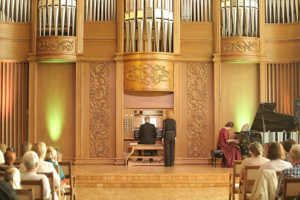 «Торжество клавиш: орган, рояль, мелодика» «Торжество клавиш: орган, рояль, мелодика»