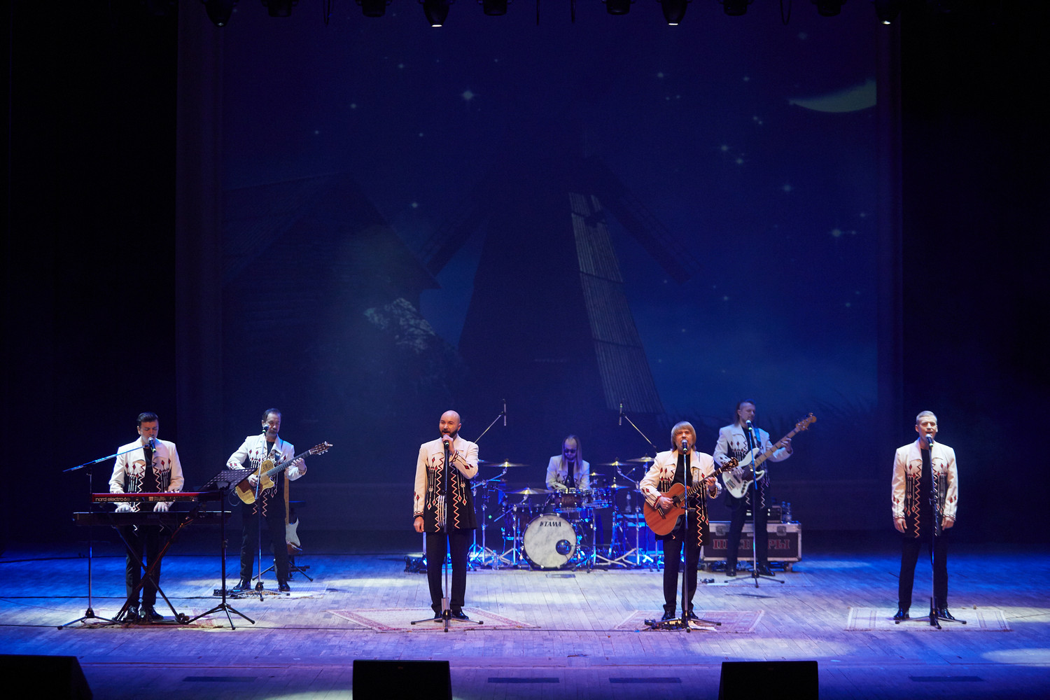 С юбилейной программой в Пензе выступил ансамбль «Песняры» С юбилейной программой в Пензе выступил ансамбль «Песняры»