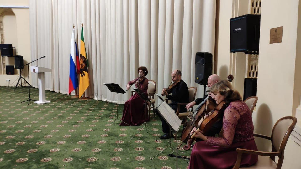 В Правительстве Пензенской области состоялась церемония вручения государственных и региональных наград В Правительстве Пензенской области состоялась церемония вручения государственных и региональных наград