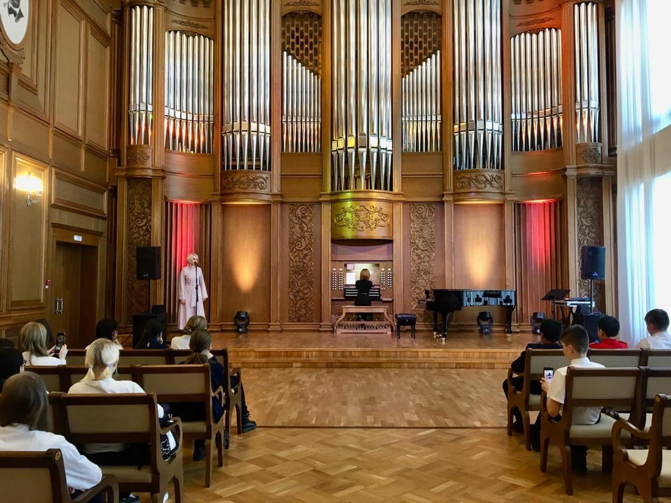 Учащиеся школы № 47 города Пензы посетили концерт органной музыки Учащиеся школы № 47 города Пензы посетили концерт органной музыки