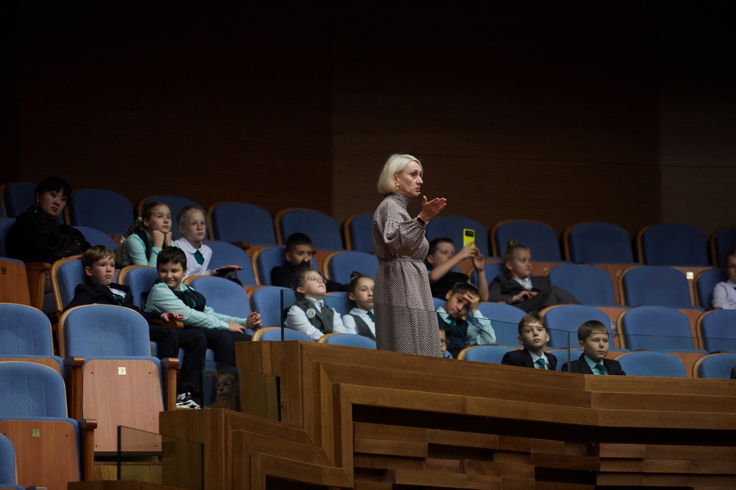 Пензенские школьники продолжают знакомиться с филармонией Пензенские школьники продолжают знакомиться с филармонией