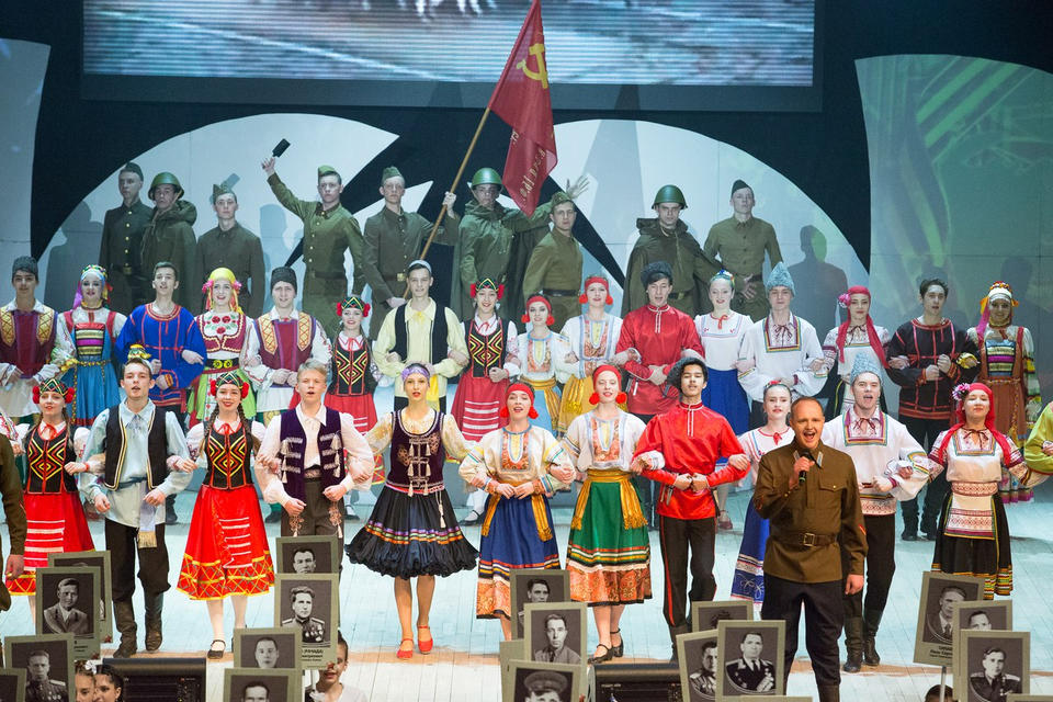 Предлагаем посмотреть Торжественное мероприятие, посвящённое 72-й годовщине Победы в Великой Отечественной войне! Предлагаем посмотреть Торжественное мероприятие, посвящённое 72-й годовщине Победы в Великой Отечественной войне!