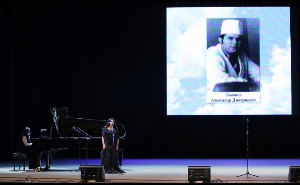 Предлагаем посмотреть фрагменты Торжественного мероприятия ко Дню медицинского работника от 2015 года! Предлагаем посмотреть фрагменты Торжественного мероприятия ко Дню медицинского работника от 2015 года!