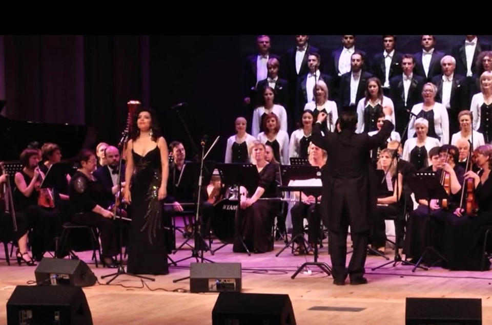 Предлагаем посмотреть фрагменты выступления Татьяны Печниковой и Губернаторской симфонической капеллы Предлагаем посмотреть фрагменты выступления Татьяны Печниковой и Губернаторской симфонической капеллы