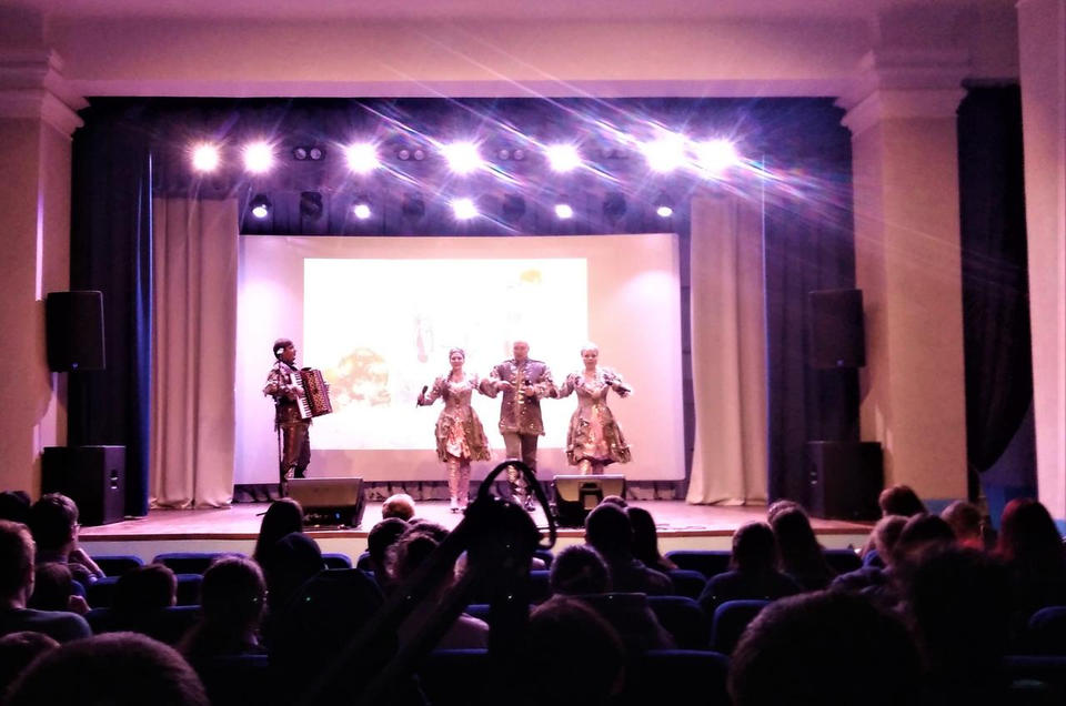 Ансамбль «Горница» выступил в Вадинске Ансамбль «Горница» выступил в Вадинске