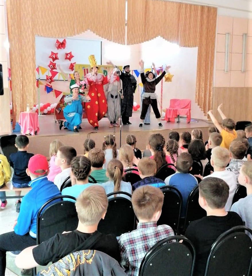 Группа «Калейдоскоп» выступила в школе № 31 города Пензы Группа «Калейдоскоп» выступила в школе № 31 города Пензы